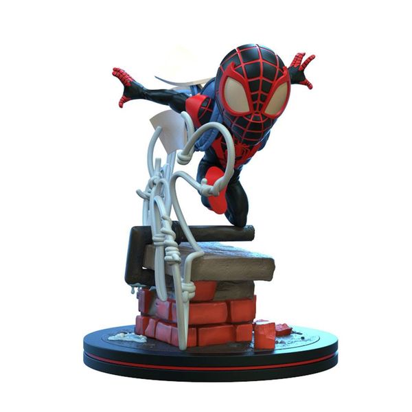 Marvel Spider-Man Hanging With Camera Q-Fig PVC Figure New In Box 